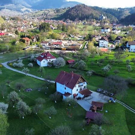 Pensiunea Din Livada Bran (Brasov) Exterior photo